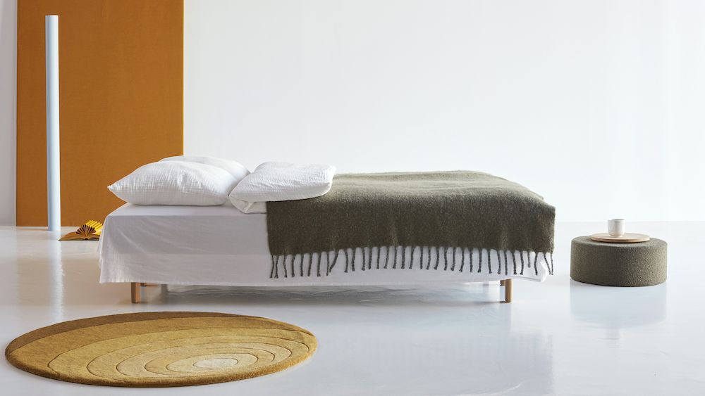 Sly Wood Sofa 527 04
