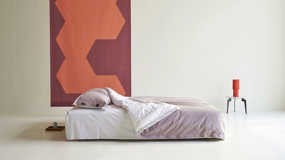 Supremax sofa z podnóżkiem 528 04
