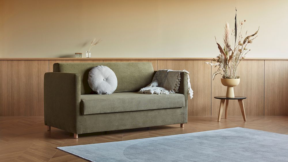 Olan sofa 10 min